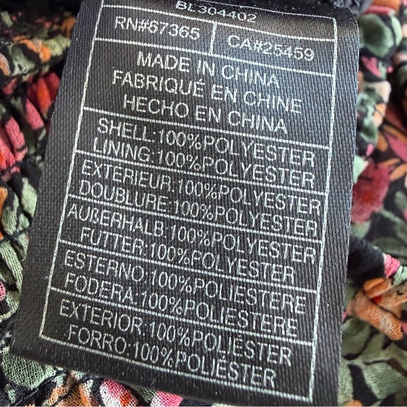 BB Dakota Sz XS Multicolor Floral Smocked Crop Top Elbow Length Puff Sleeves - Picture 8 of 8